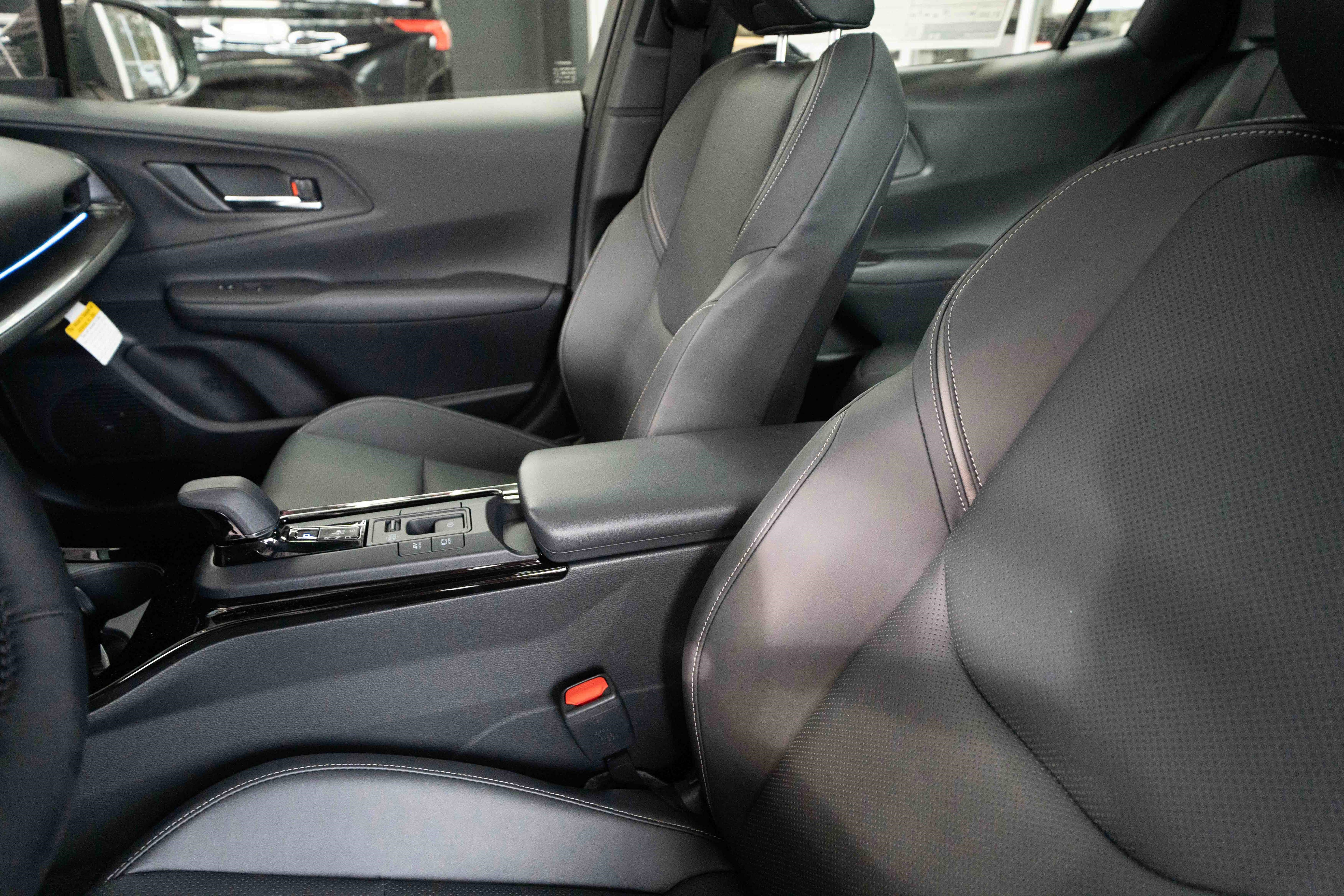 New 2026 Toyota Prius AWD image 10