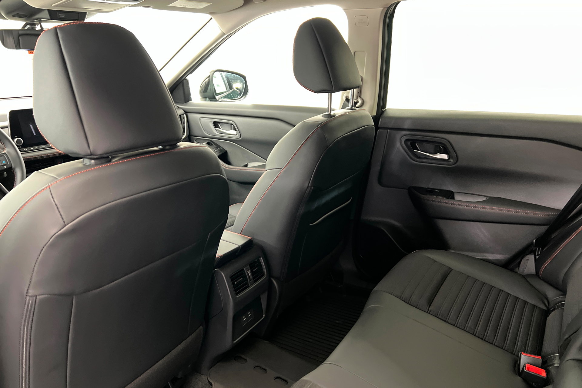 New 2026 Nissan Rogue SV image 19