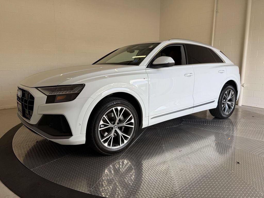 Used 2021 Audi Q8 Prestige AWD/4WD image 1