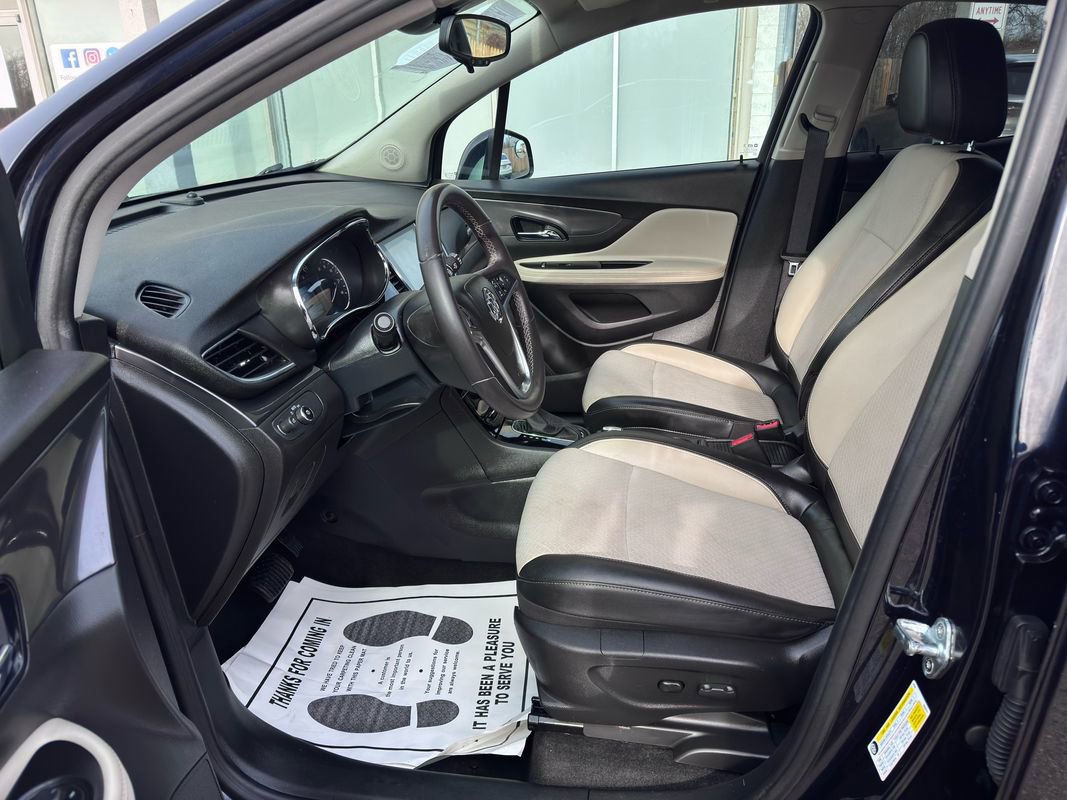 Used 2021 Buick Encore Preferred image 14