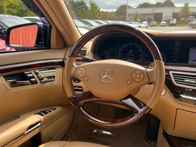 Used 2012 Mercedes-Benz S 400 image 19