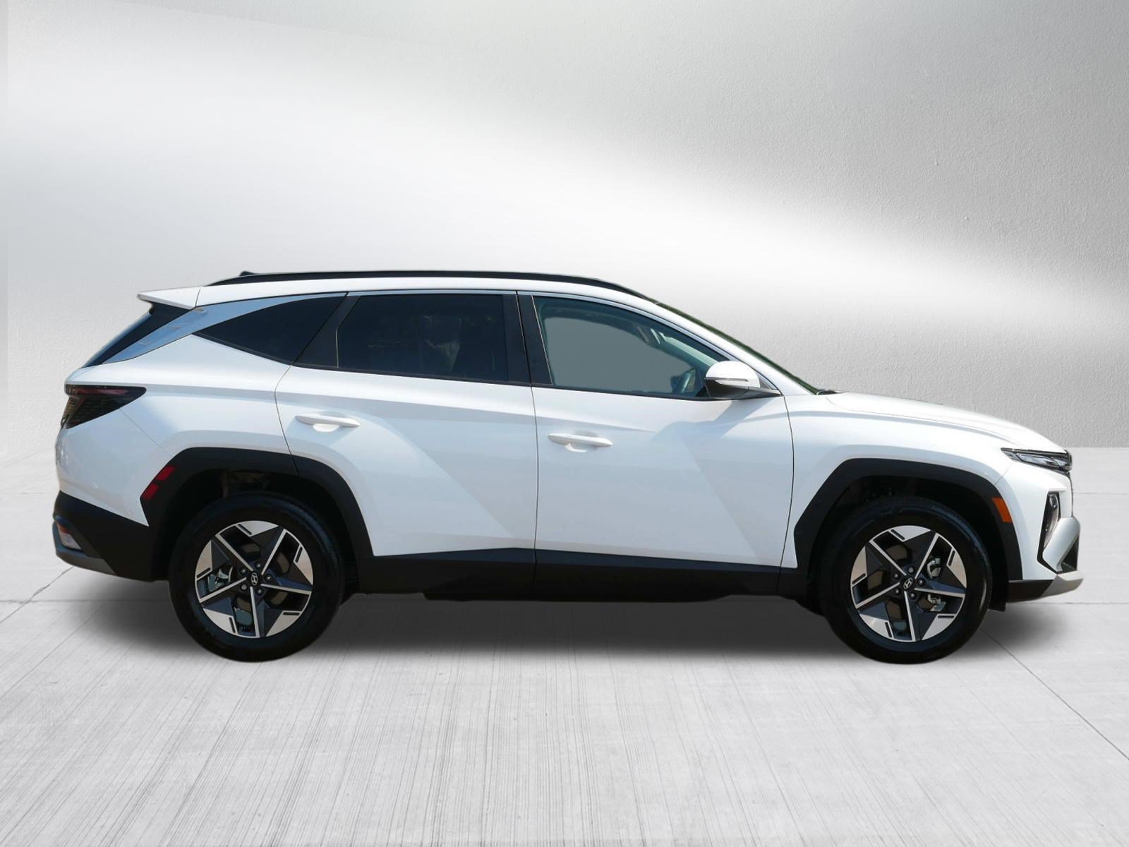 Used 2025 Hyundai Tucson SEL AWD/4WD image 8