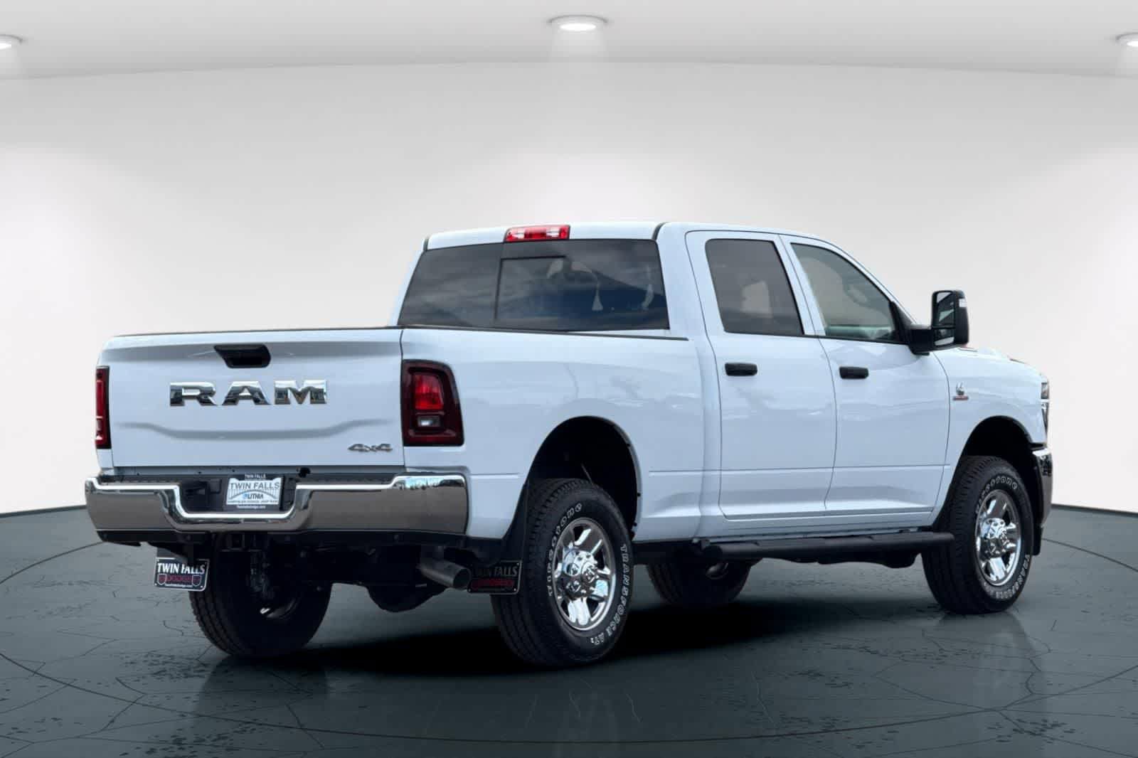 New 2026 RAM 2500 Tradesman AWD/4WD image 2