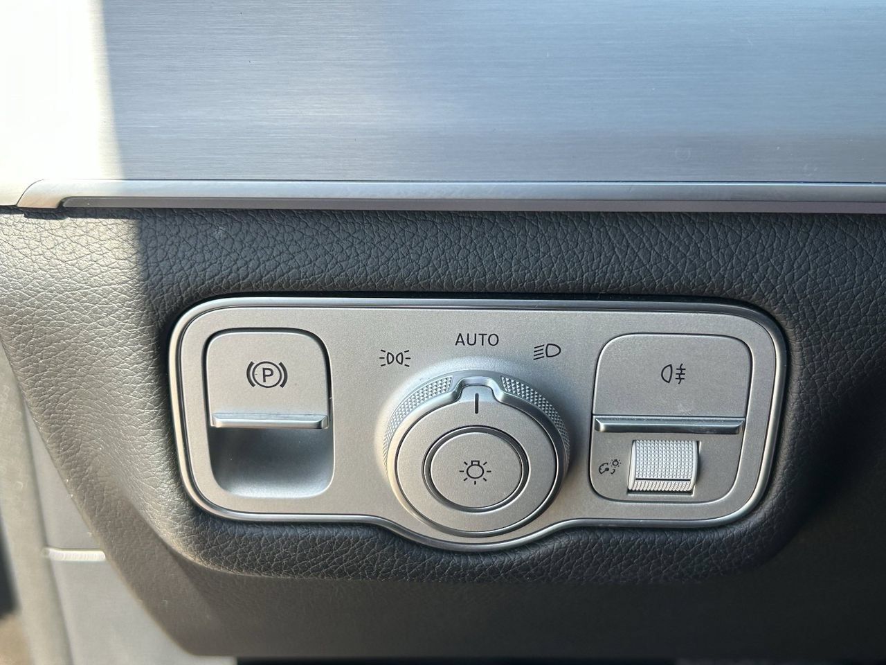 Used 2024 Mercedes-Benz GLS 450 4MATIC image 33
