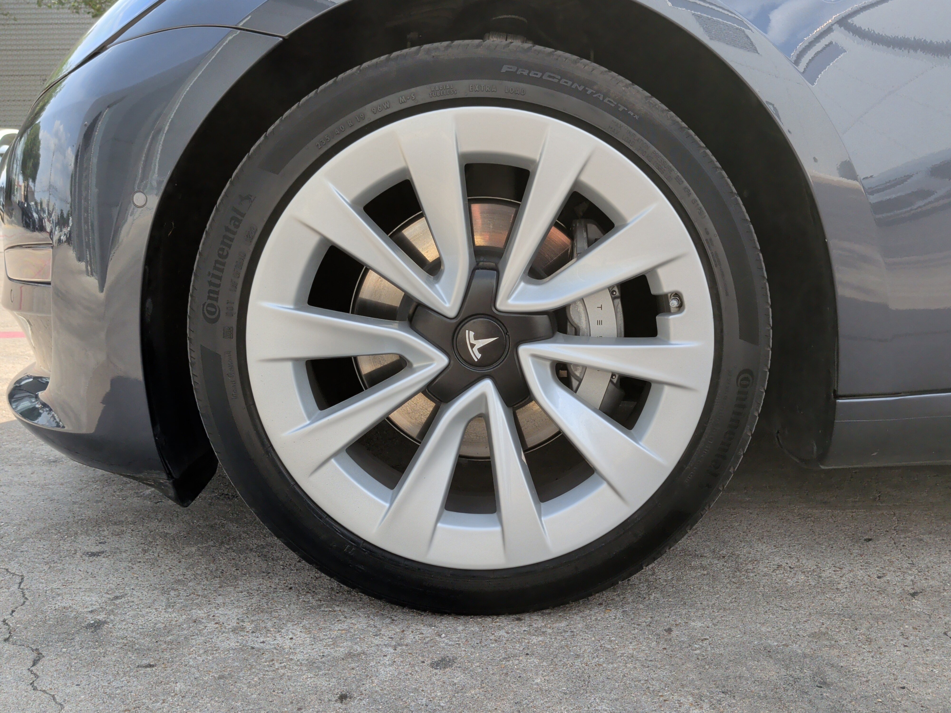 Used 2022 Tesla Model 3 Standard Range image 13