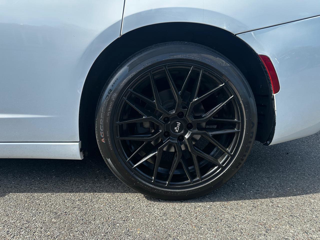 Used 2015 Dodge Charger R/T w/ Wheels & Tunes Group RWD image 21