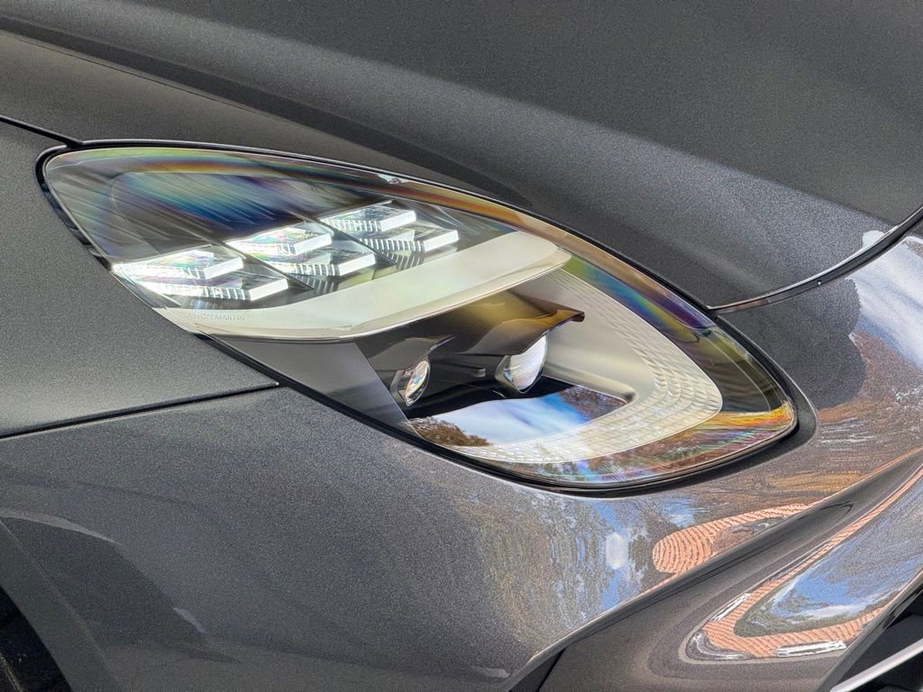 New 2026 Aston Martin V8 Vantage Roadster image 33