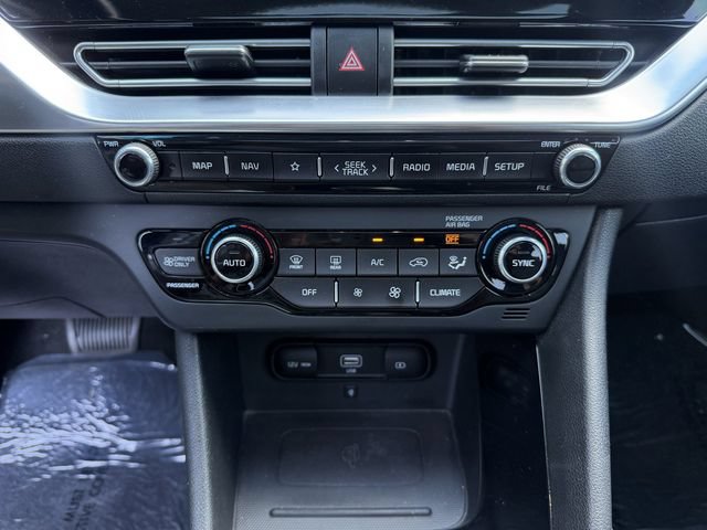 Certified 2022 Kia Niro EX Premium FWD image 20