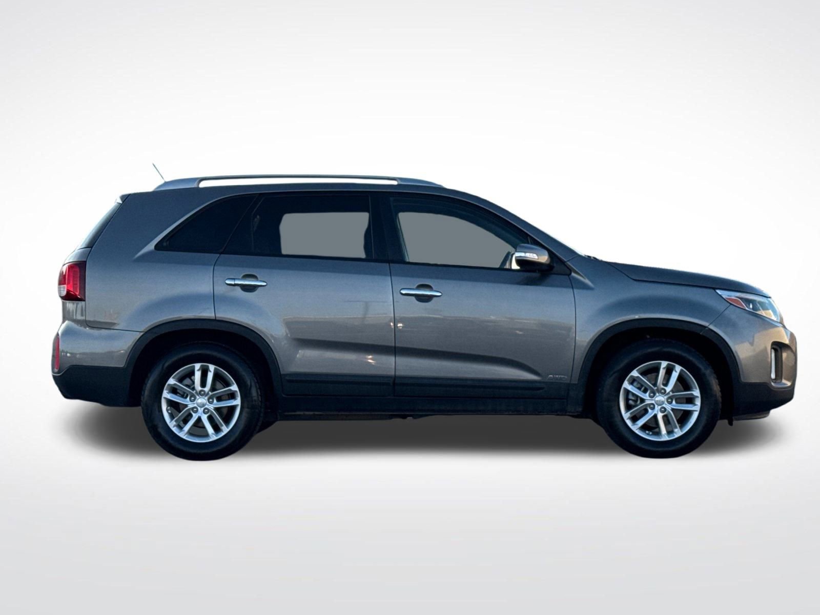 Used 2014 Kia Sorento LX image 2