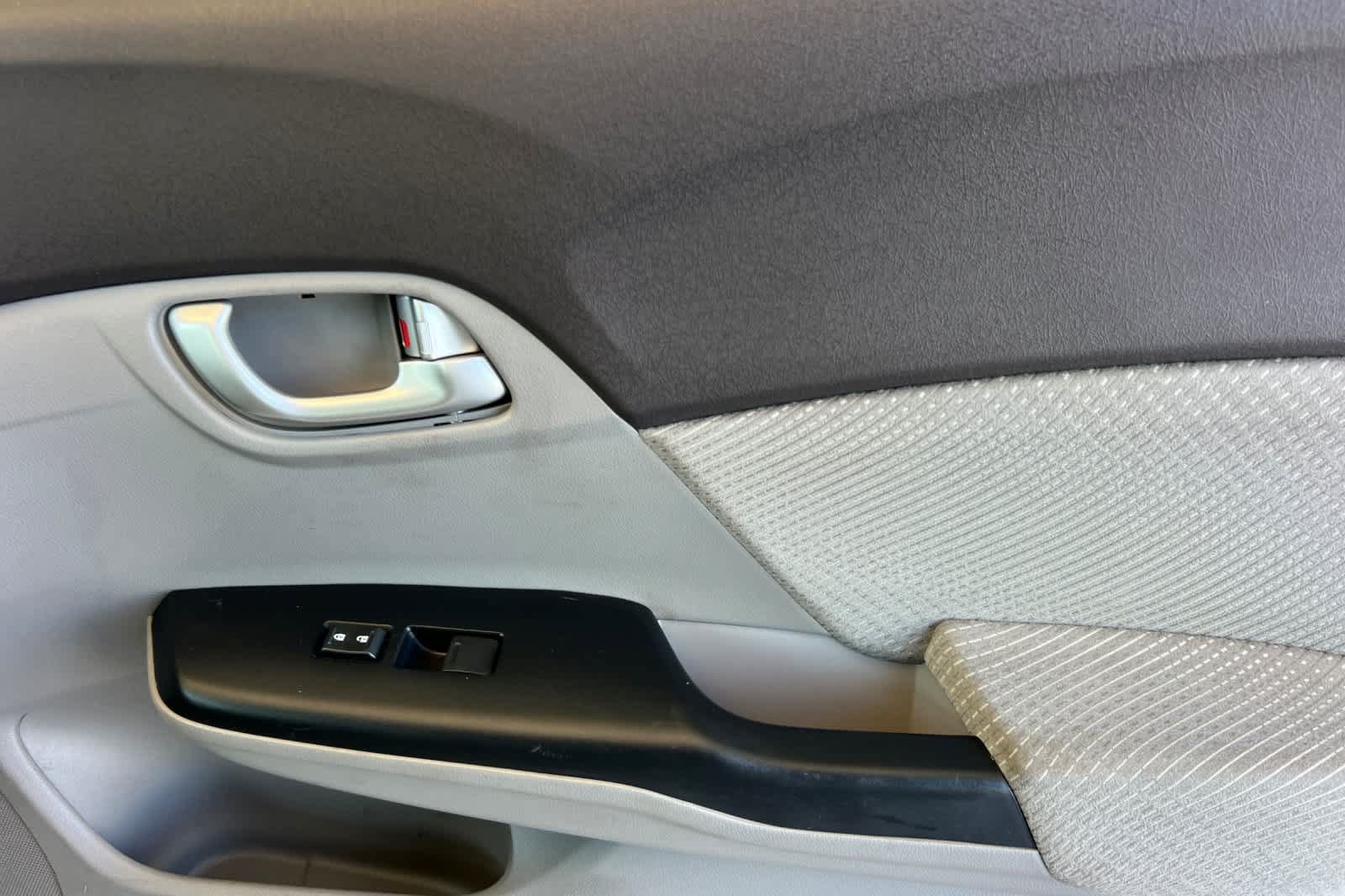 Used 2012 Honda Civic Hybrid Sedan image 18