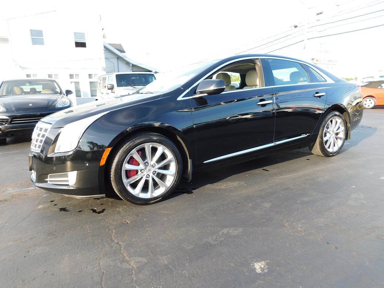 Used 2014 Cadillac XTS Luxury w/ Driver Awareness Package FWD image 5