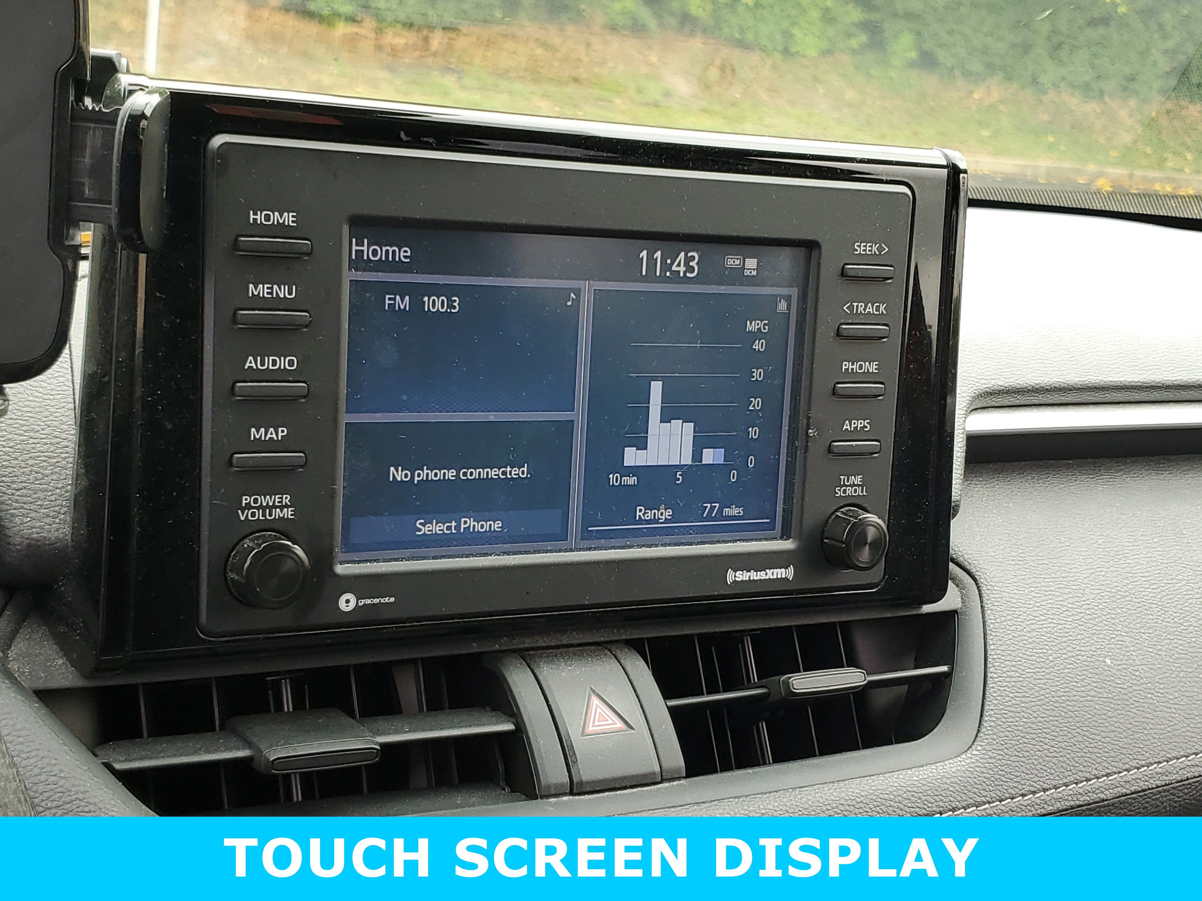 Used 2021 Toyota RAV4 LE image 16