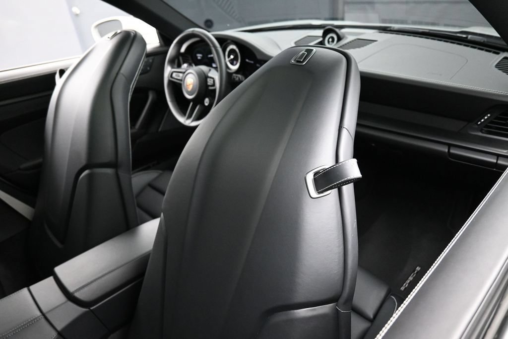 Certified 2024 Porsche 911 Carrera GTS RWD image 25