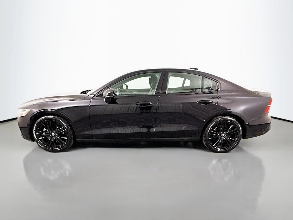 Used 2024 Volvo S60 B5 Plus w/ Climate Package AWD/4WD image 4