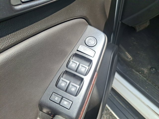 Used 2020 GMC Yukon SLE w/ SLE Value Package AWD/4WD image 11