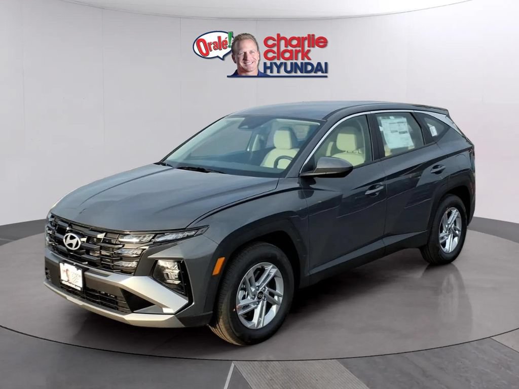 New 2026 Hyundai Tucson SE FWD image 1