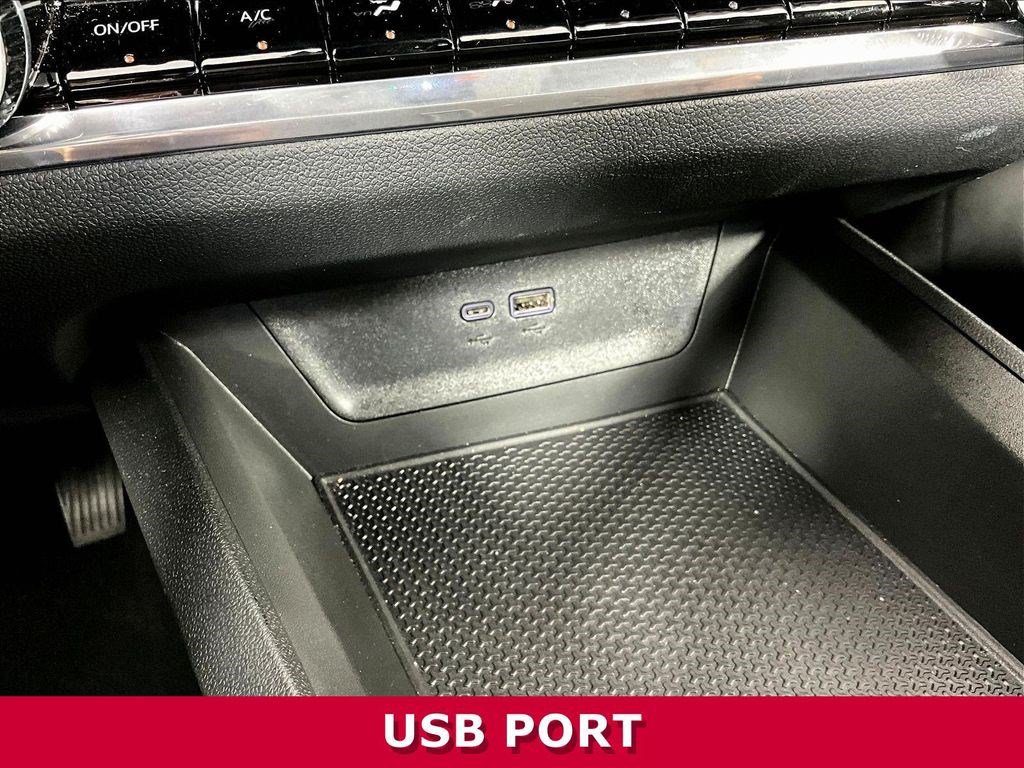 Used 2026 Chevrolet Equinox RS FWD image 14