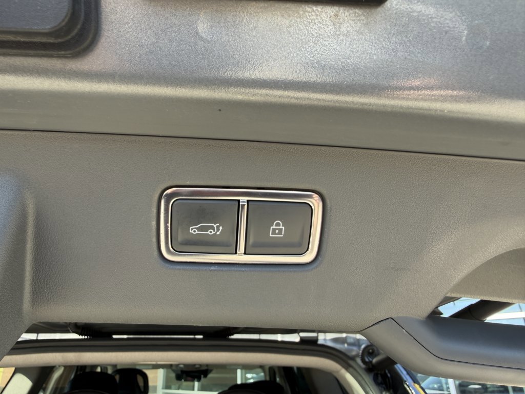 Used 2024 Kia EV9 Light Long Range RWD image 36