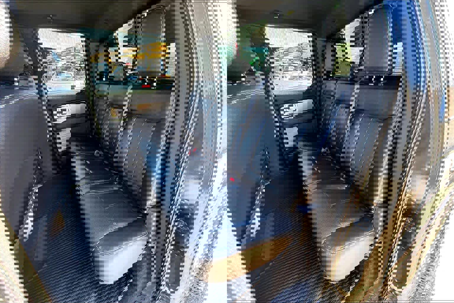 Used 2014 Ford F150 FX4 w/ Equipment Group 402A Luxury image 21