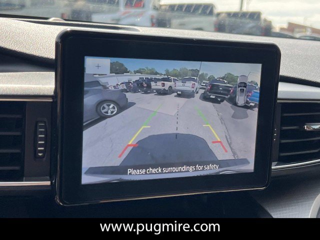 Used 2020 Ford Explorer XLT w/ Equipment Group 202A AWD/4WD image 34