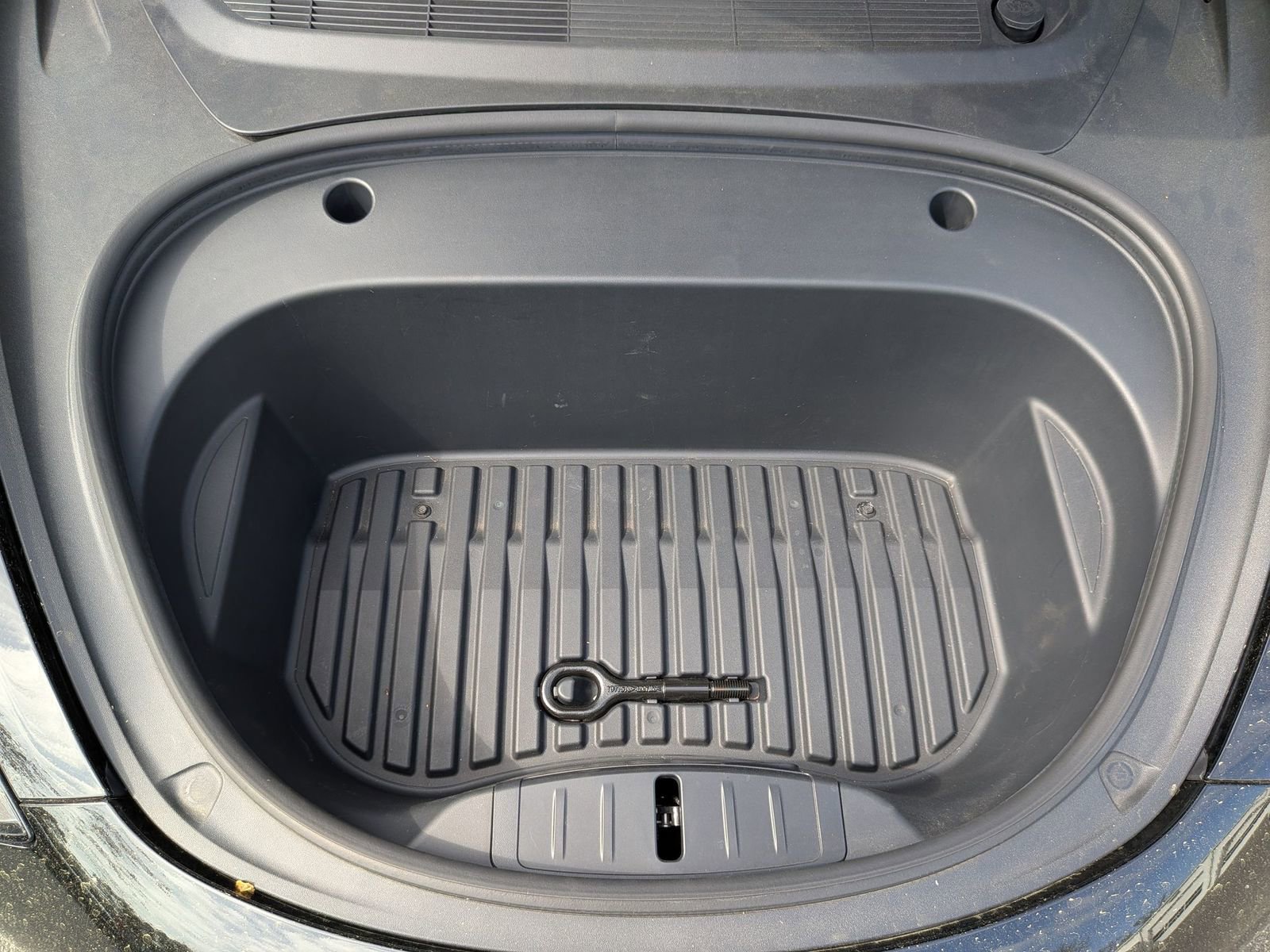 Used 2023 Tesla Model 3 Standard Range image 40