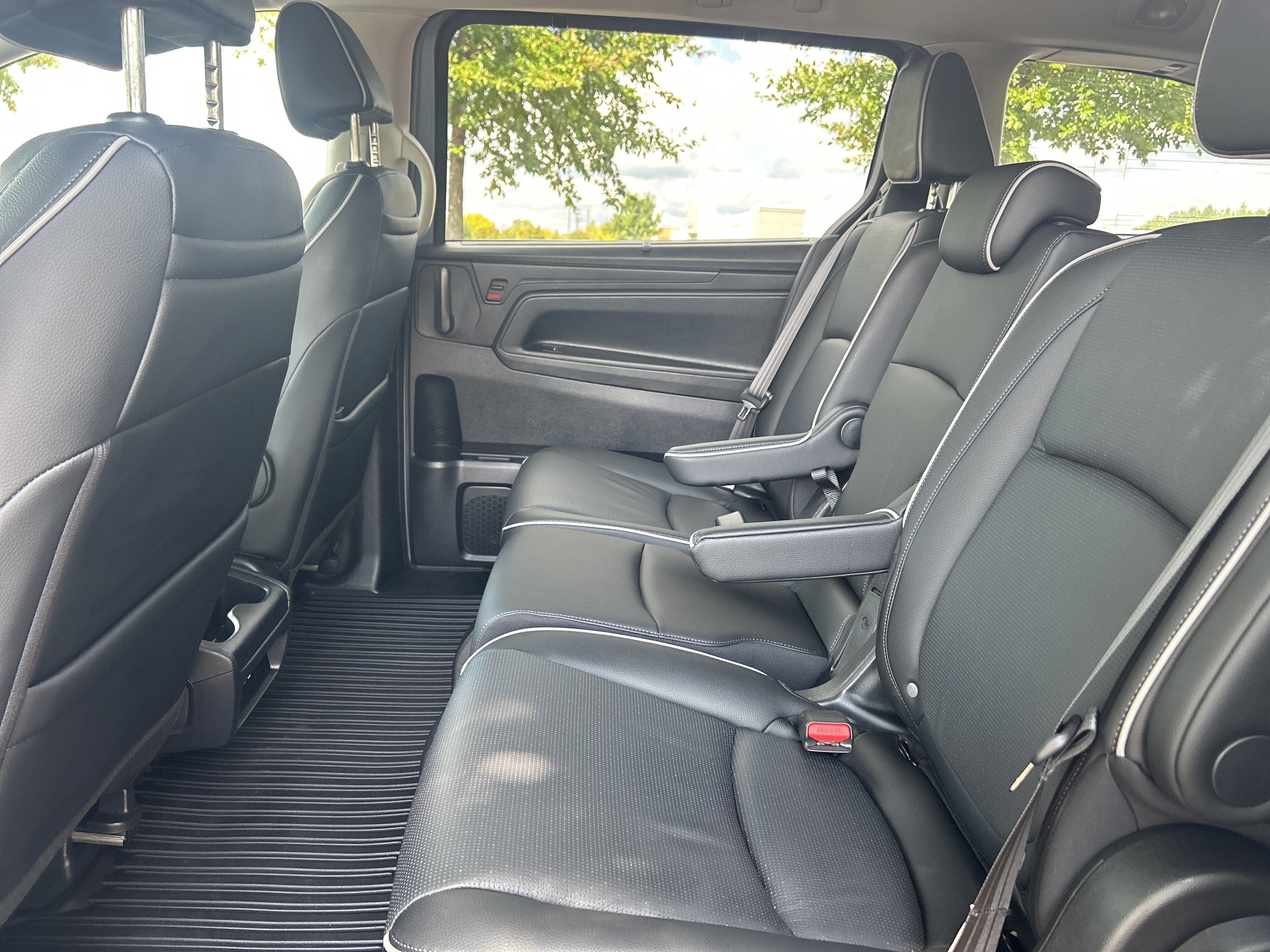 Certified 2025 Honda Odyssey Elite image 26