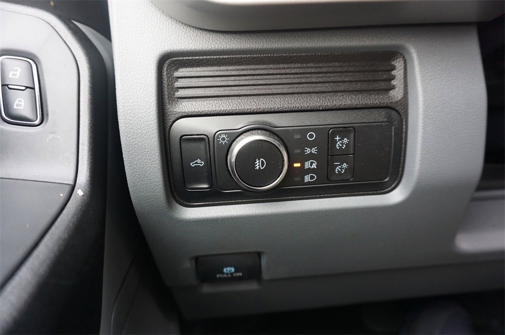 Used 2024 Ford F250 XL w/ XL Chrome Package image 5