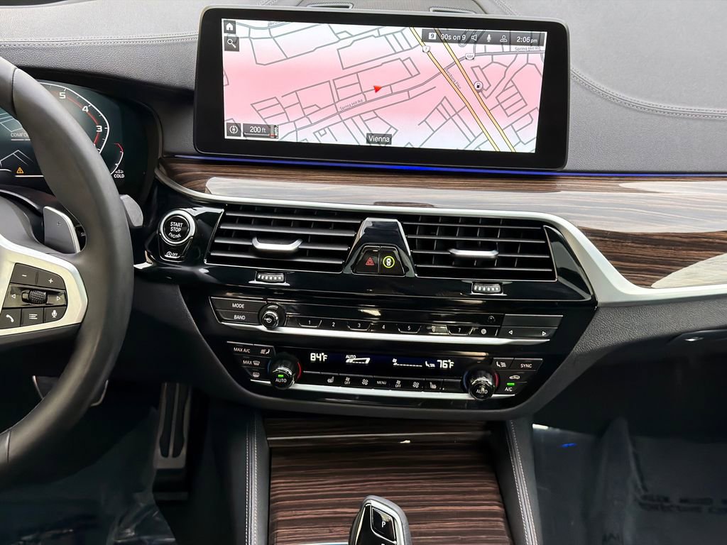 Used 2023 BMW M550i xDrive w/ Executive Package image 18