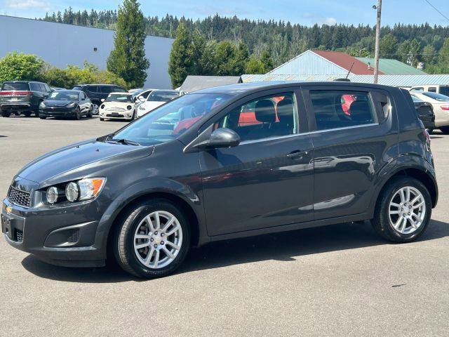 Used 2015 Chevrolet Sonic LT w/ Fun and Sun Package FWD image 6