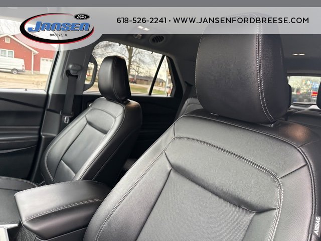 Used 2023 Ford Explorer Limited w/ Limited Technology Package image 11