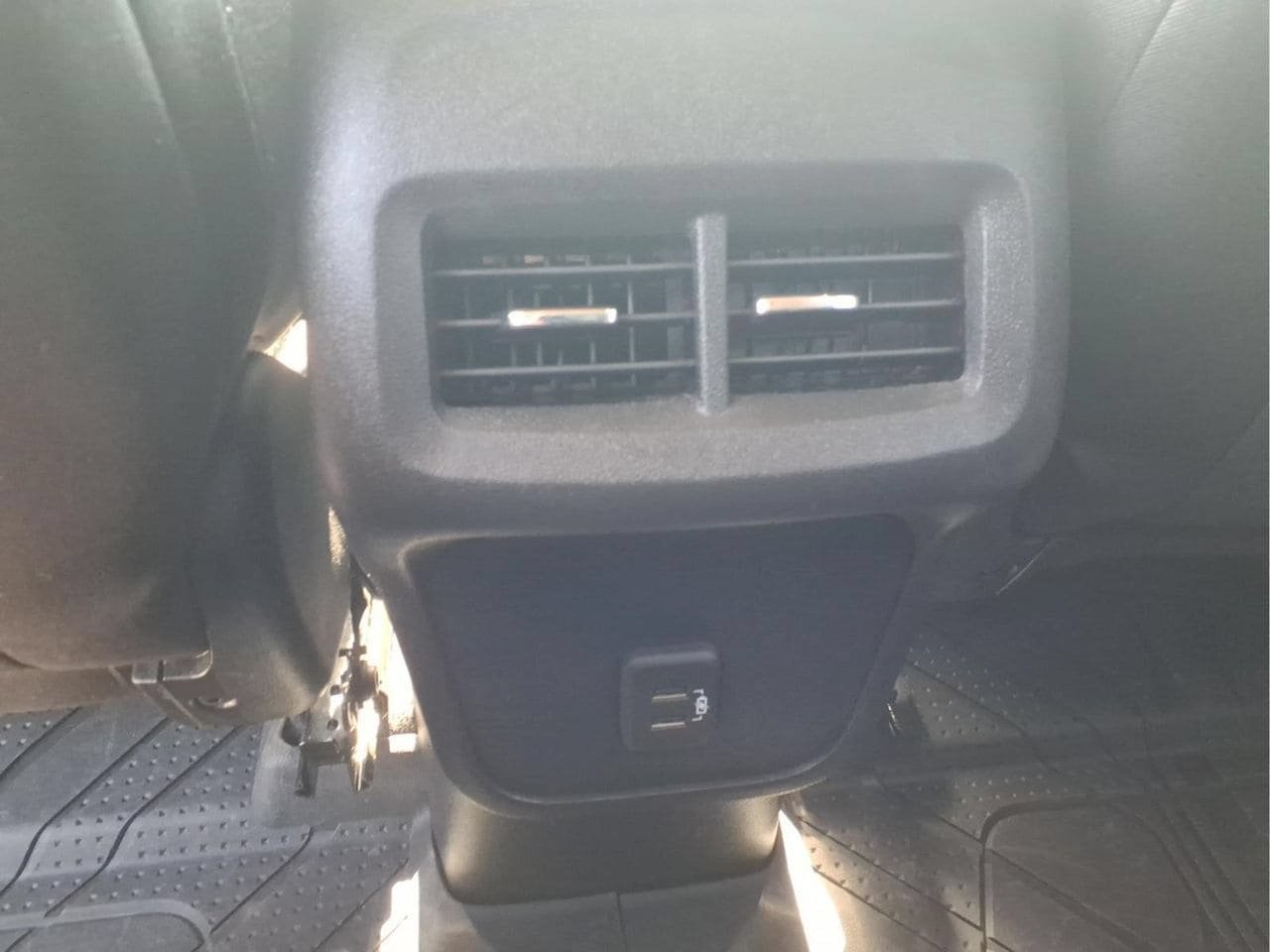 Used 2024 Chevrolet Equinox LT AWD/4WD image 14