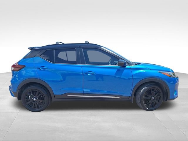 Certified 2023 Nissan Kicks SR w/ SR Premium Package FWD image 9