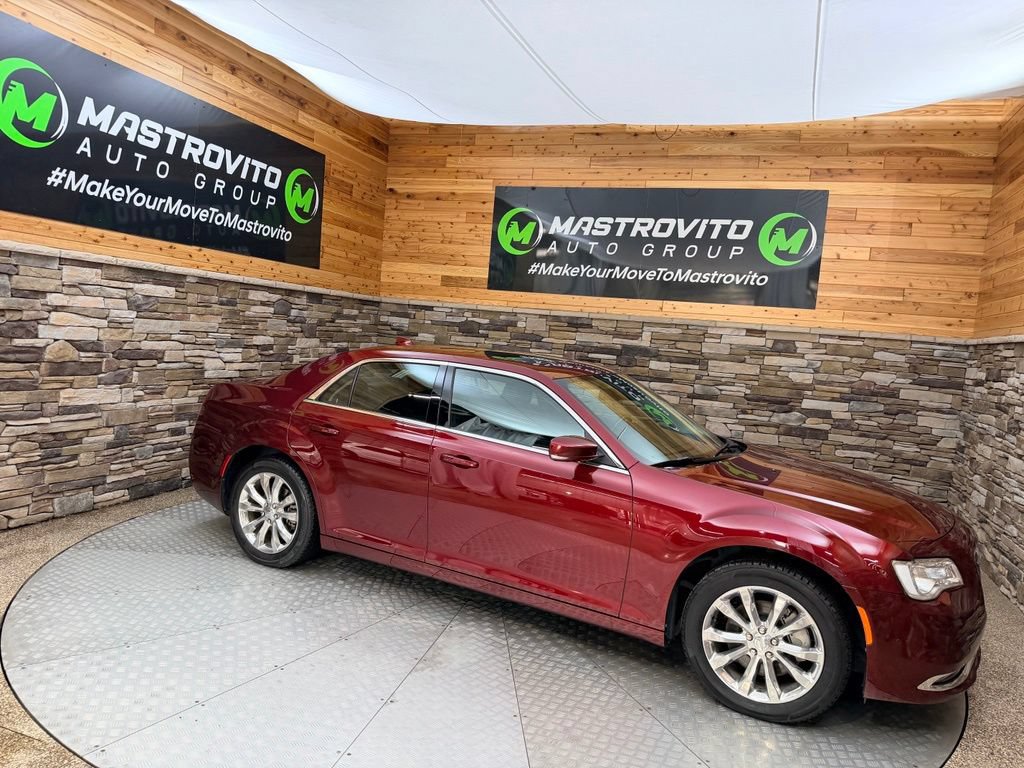 Used 2021 Chrysler 300 Touring L AWD/4WD image 9