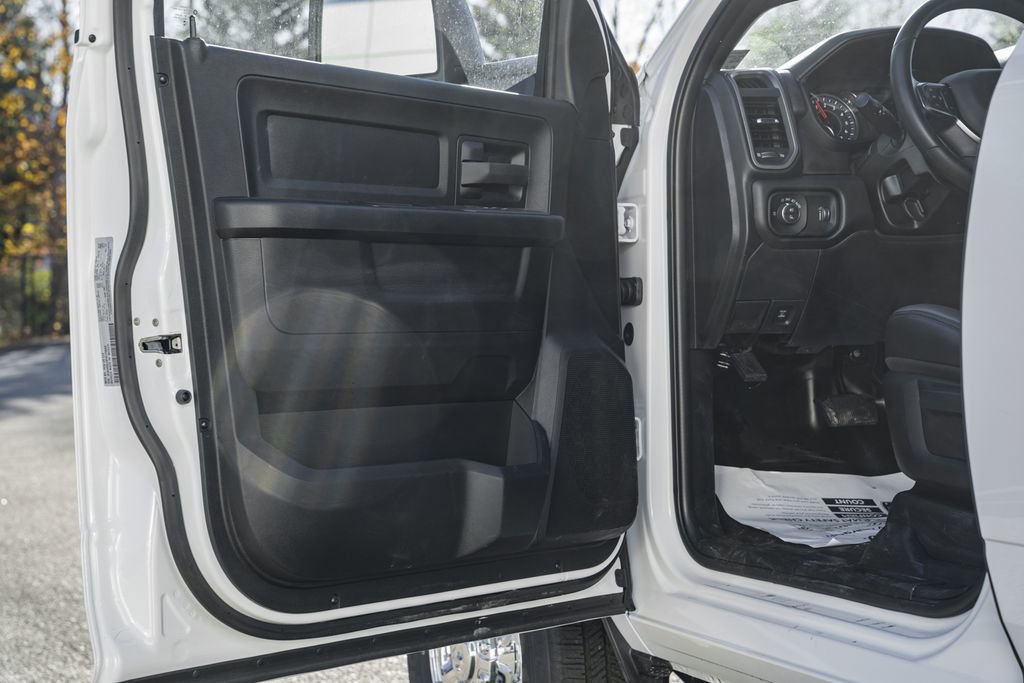 New 2026 RAM 2500 Tradesman w/ Chrome Appearance Group image 38