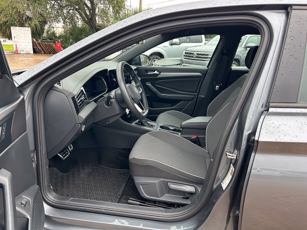 Used 2026 Volkswagen Jetta Sport FWD image 15