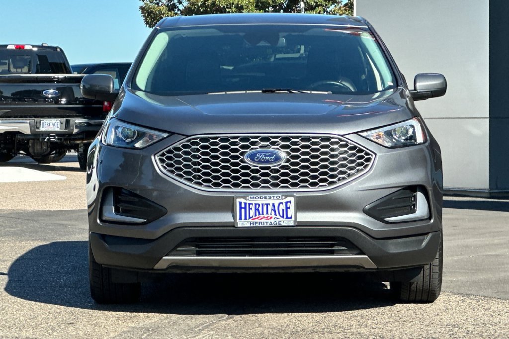 Used 2024 Ford Edge SEL AWD/4WD image 9