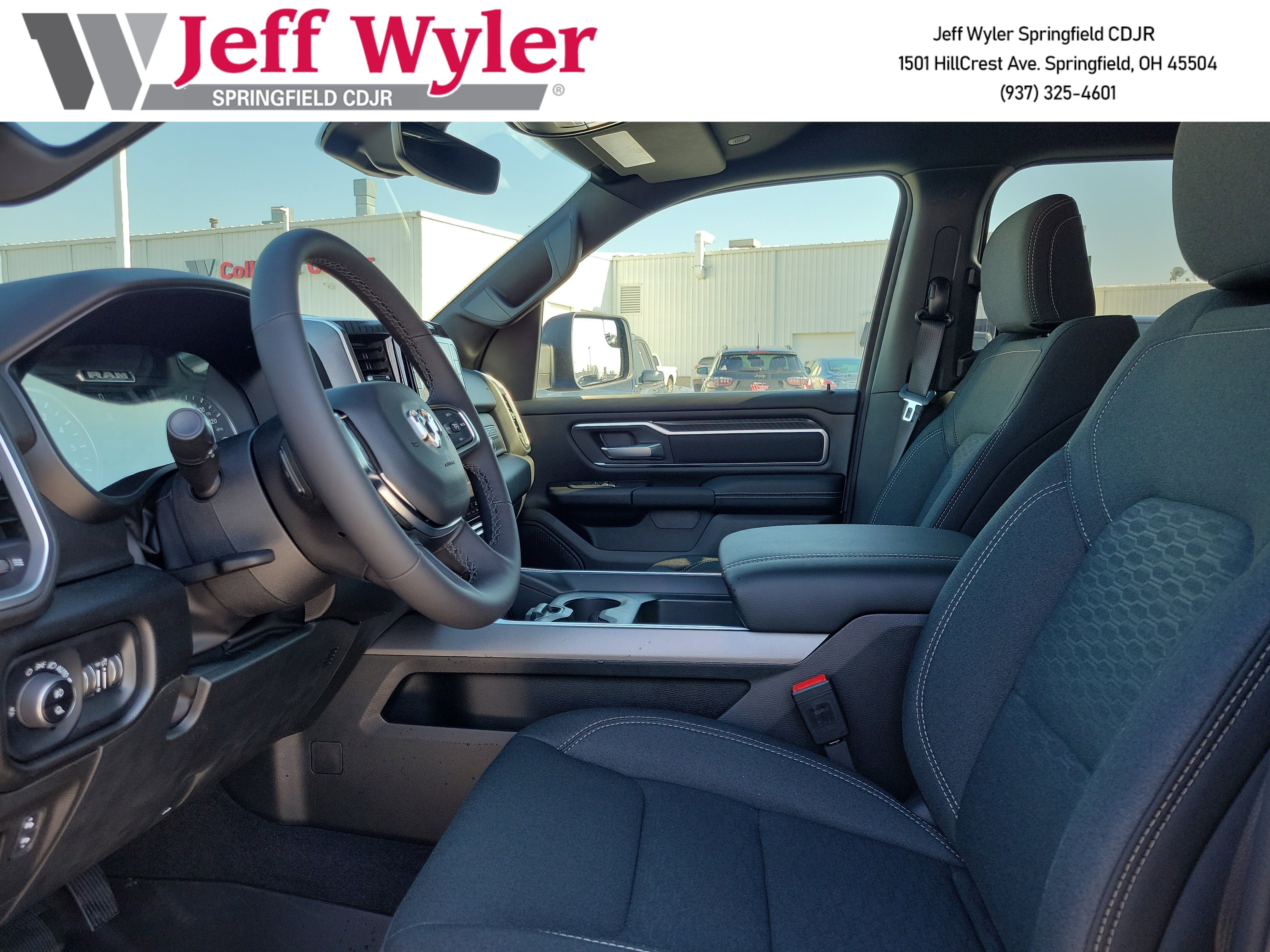 New 2025 RAM 1500 Big Horn image 15