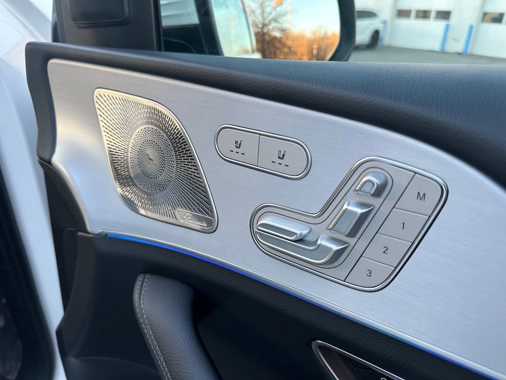 Used 2025 Mercedes-Benz GLE 350 4MATIC image 26