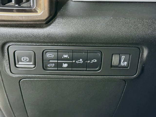 Used 2024 GMC Hummer EV 3X w/ Extreme Off-Road Package AWD/4WD image 11