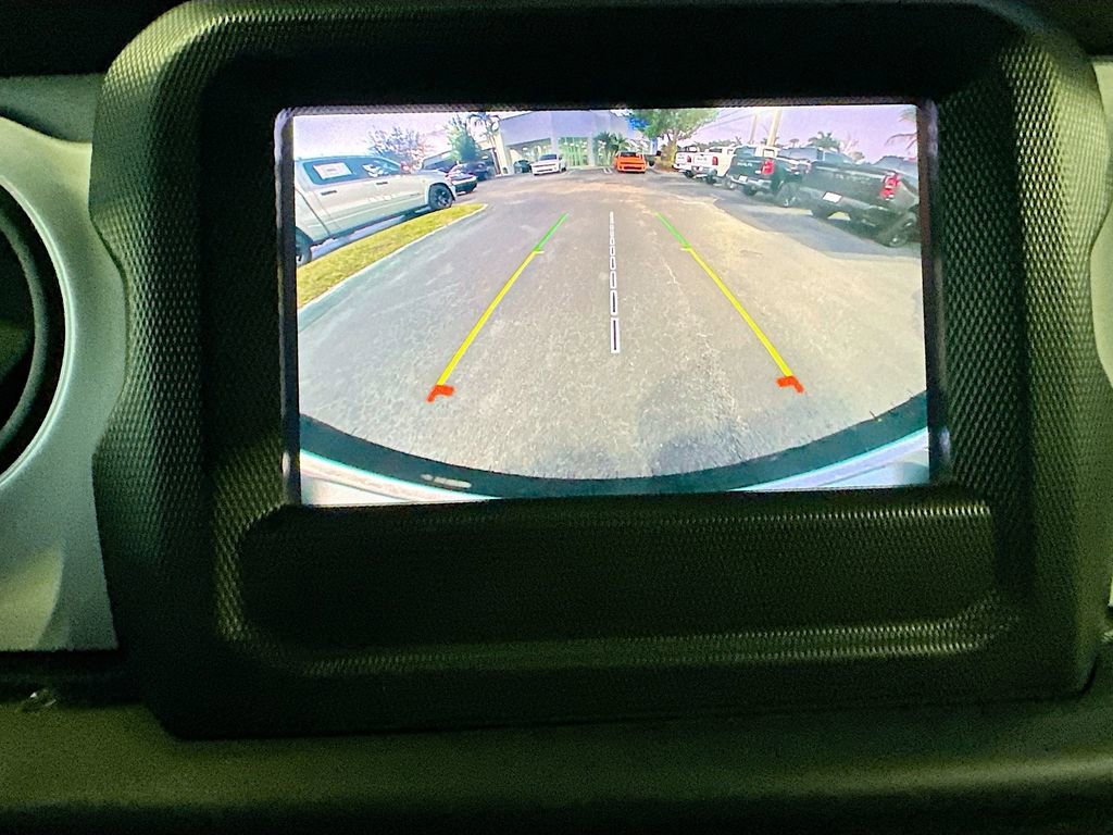 Used 2021 Jeep Wrangler Islander image 17