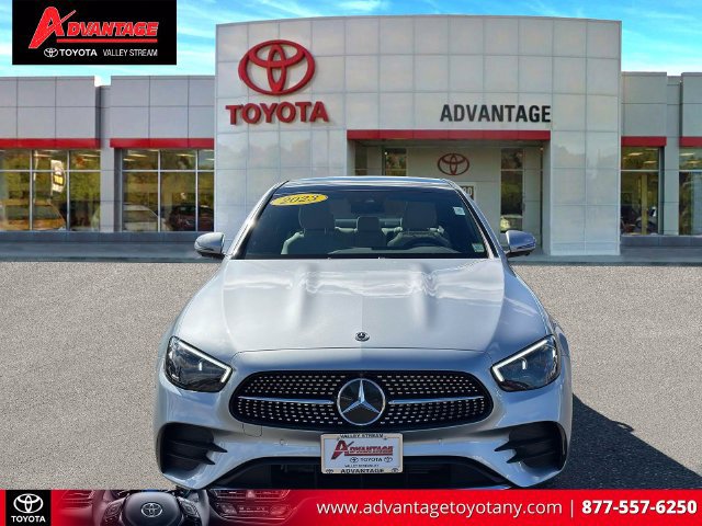 Used 2023 Mercedes-Benz E 350 4MATIC Sedan image 2