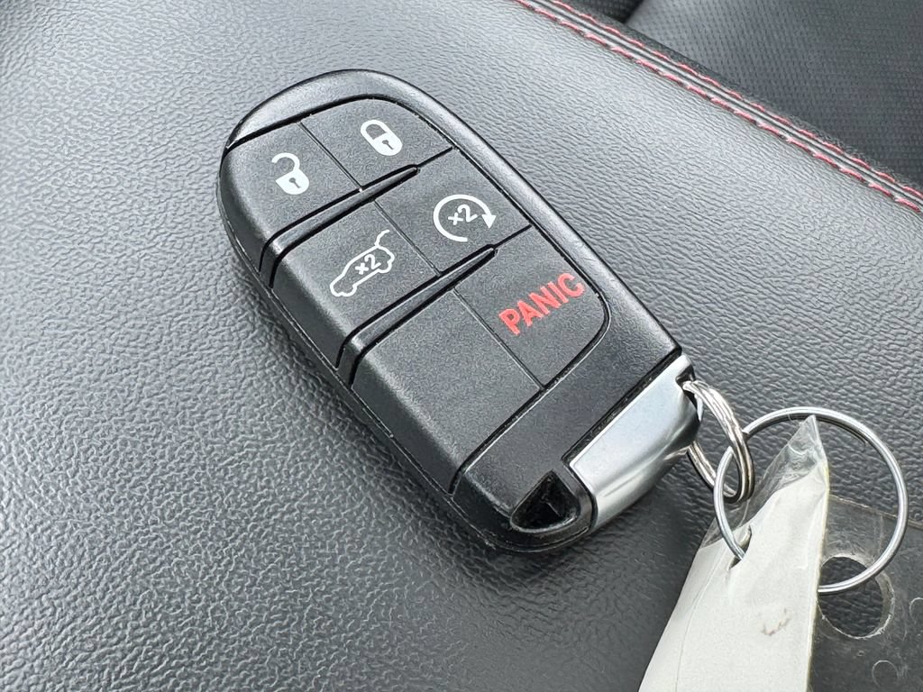Used 2025 Dodge Durango GT AWD/4WD image 37