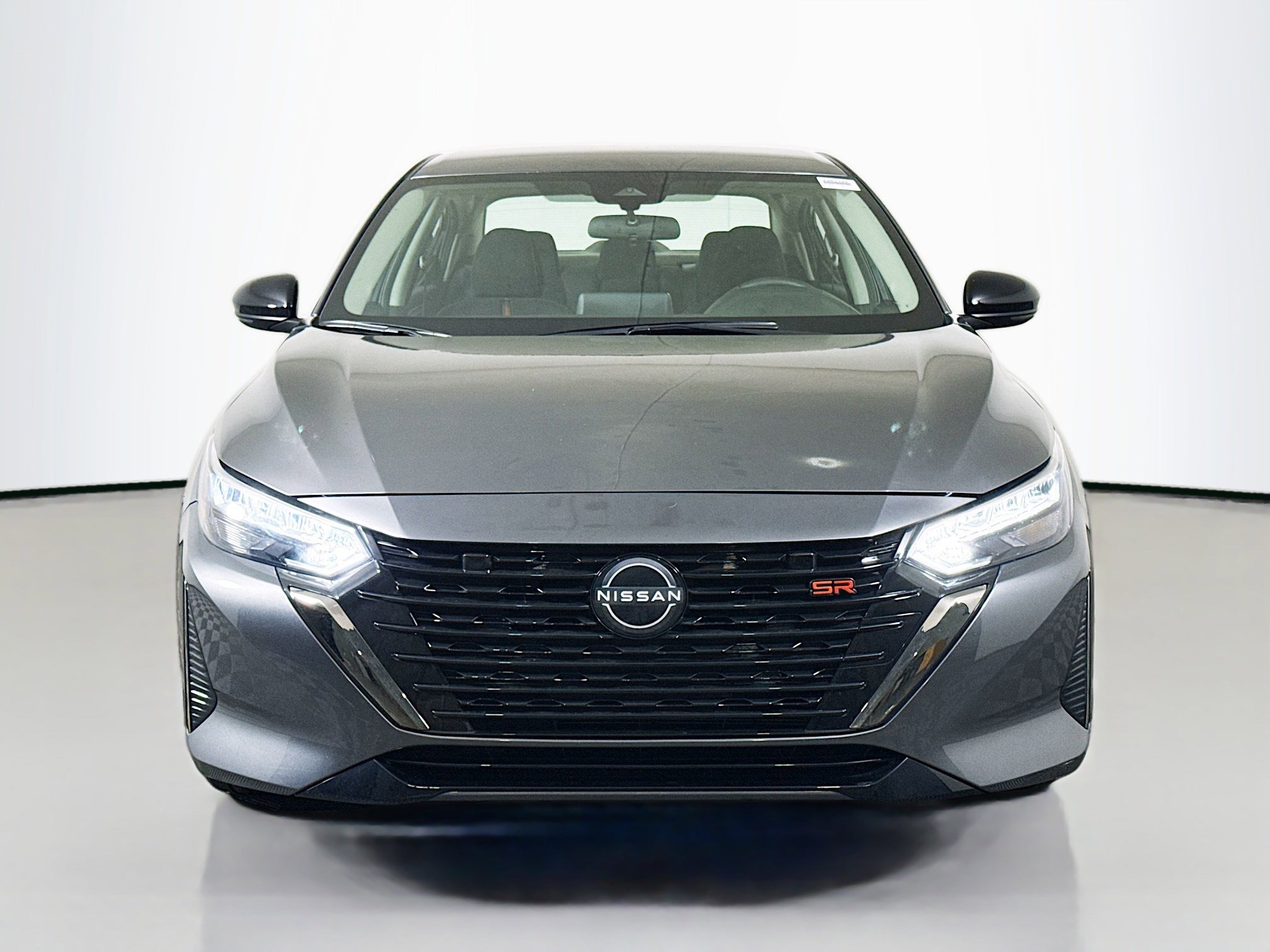 Used 2025 Nissan Sentra SR image 2