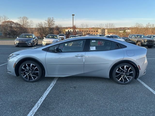 New 2026 Toyota Prius Plug-In Hybrid image 2