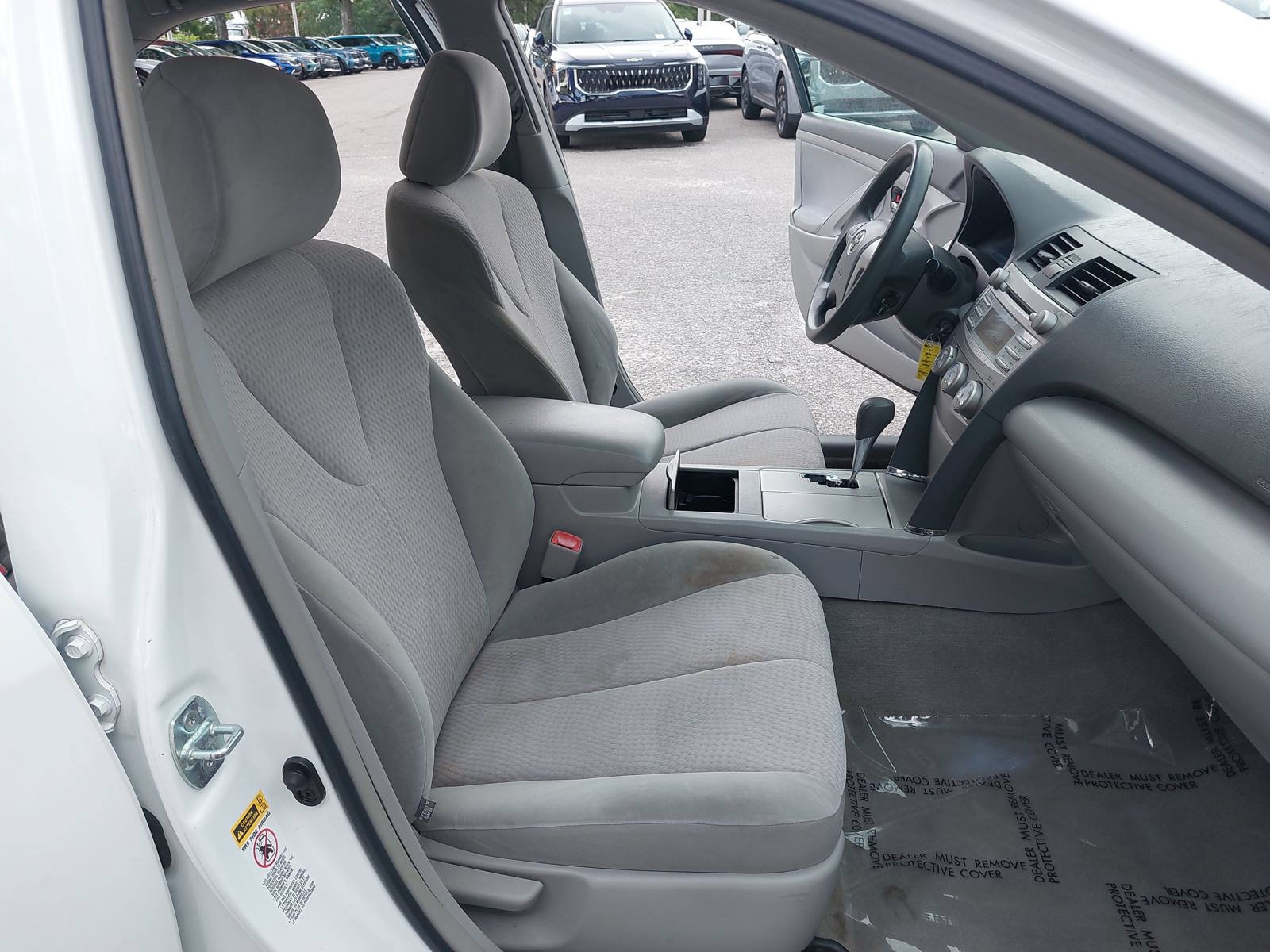 Used 2011 Toyota Camry LE w/ LE Extra-Value Pkg FWD image 10