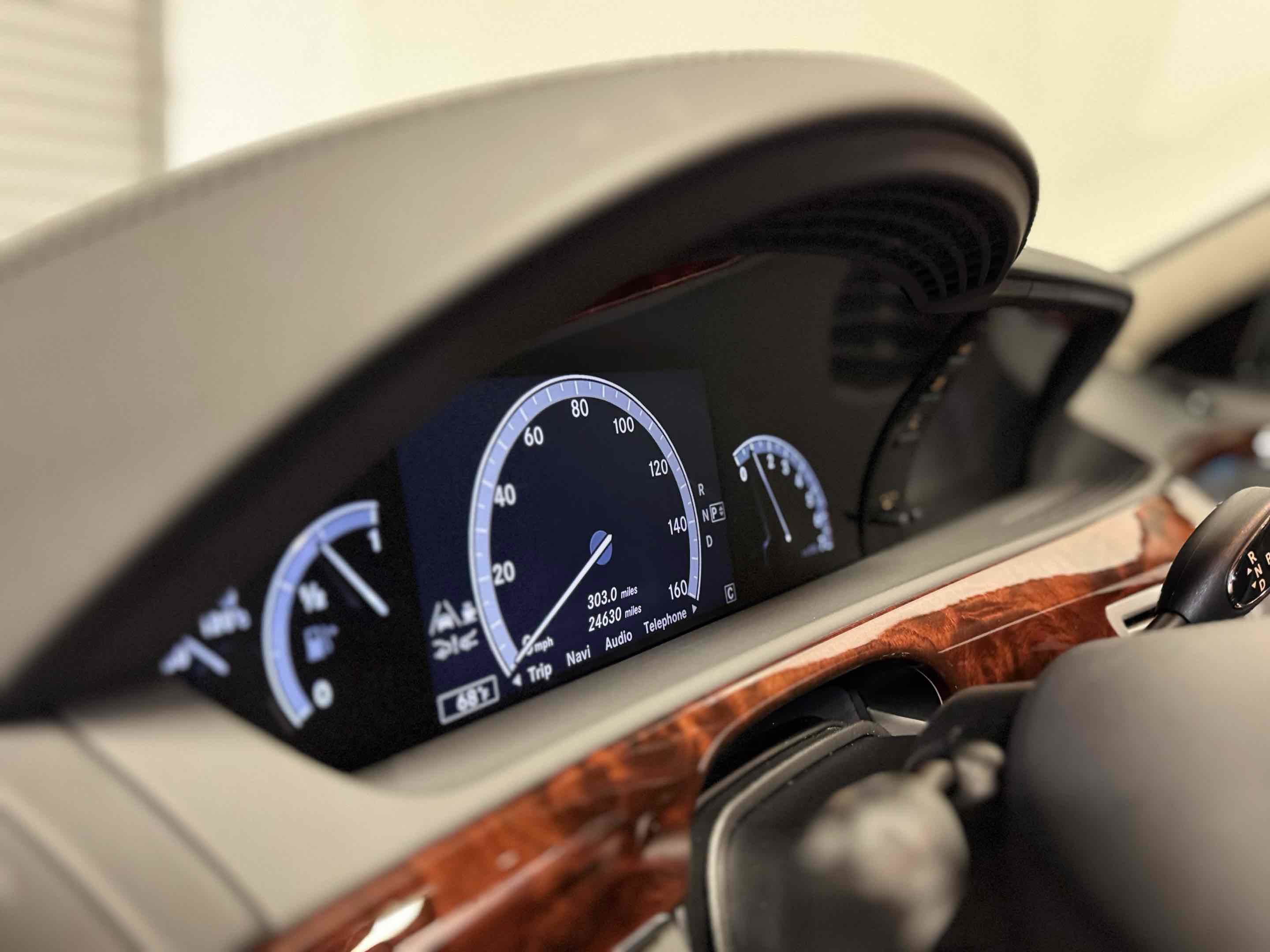 Used 2010 Mercedes-Benz S 600 image 7