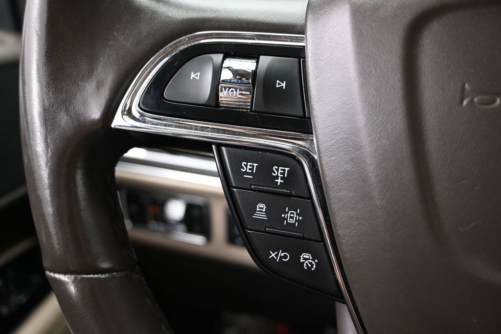 Used 2024 Lincoln Navigator Premiere AWD/4WD image 30