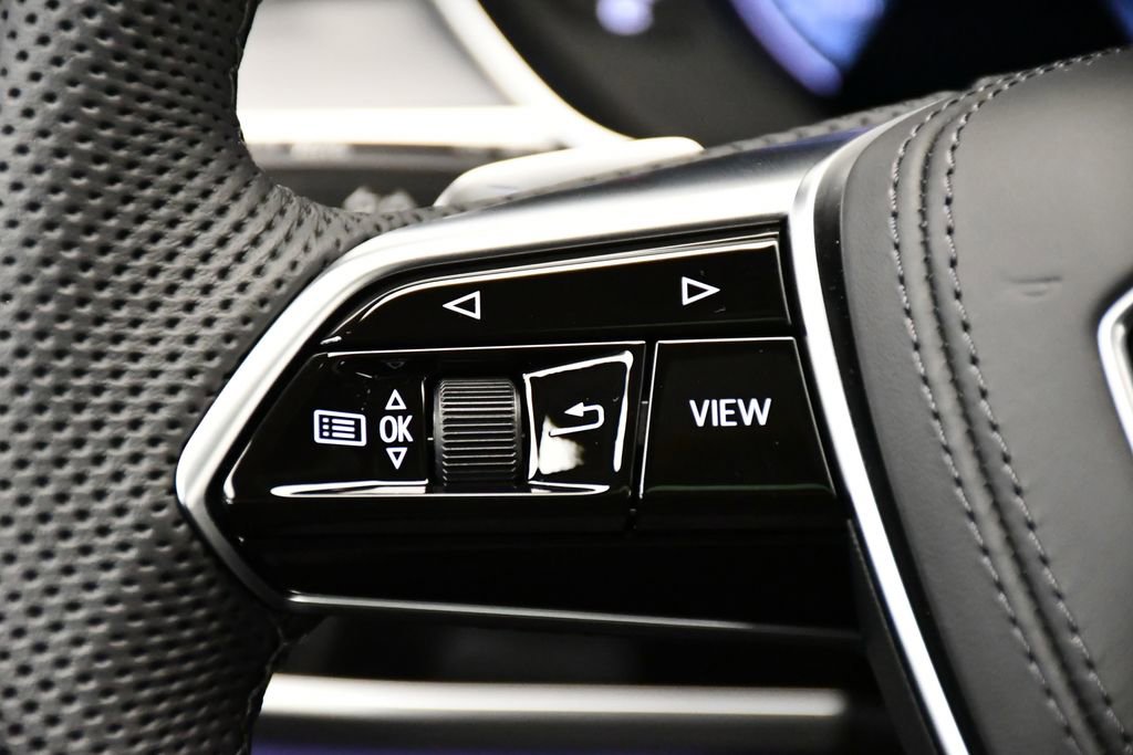 Used 2025 Audi S8 image 21