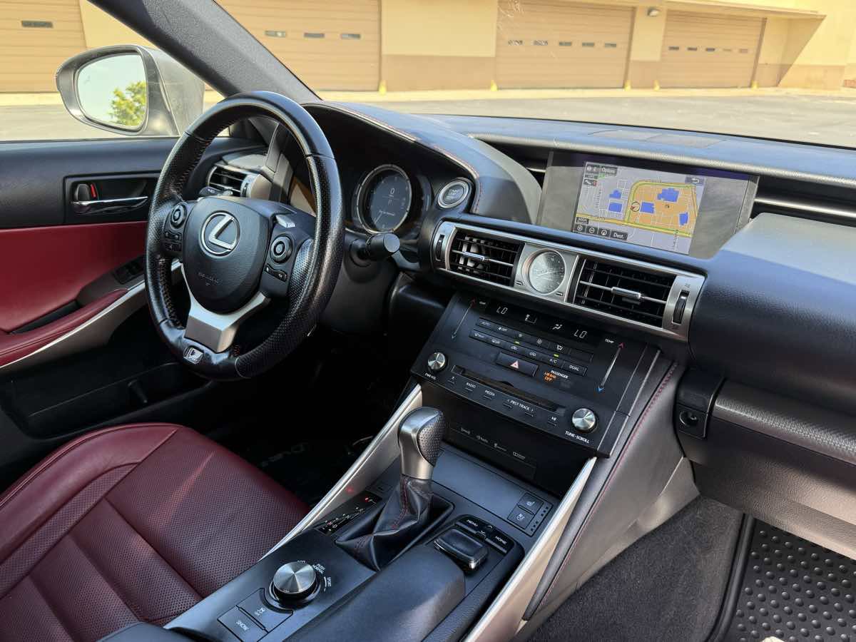 Used 2016 Lexus IS 200t RWD image 17