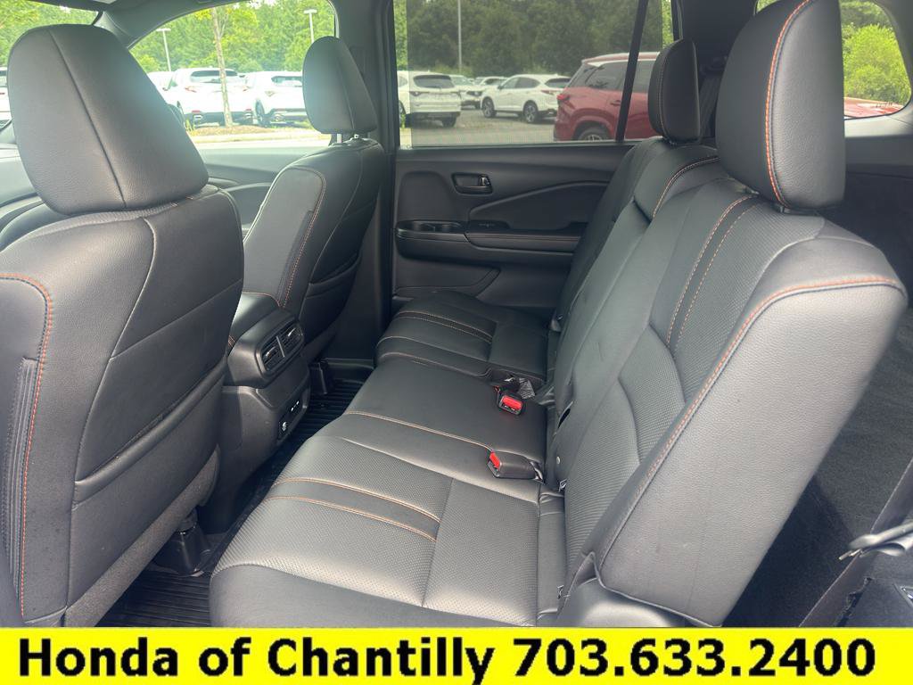 Certified 2025 Honda Passport TrailSport image 28